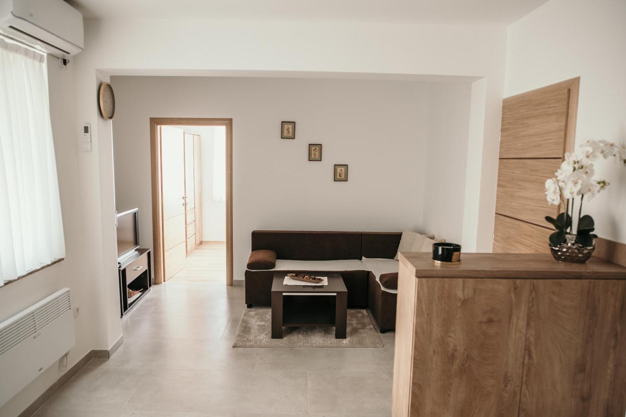 Apartman Krznaric Zupanja Exterior foto